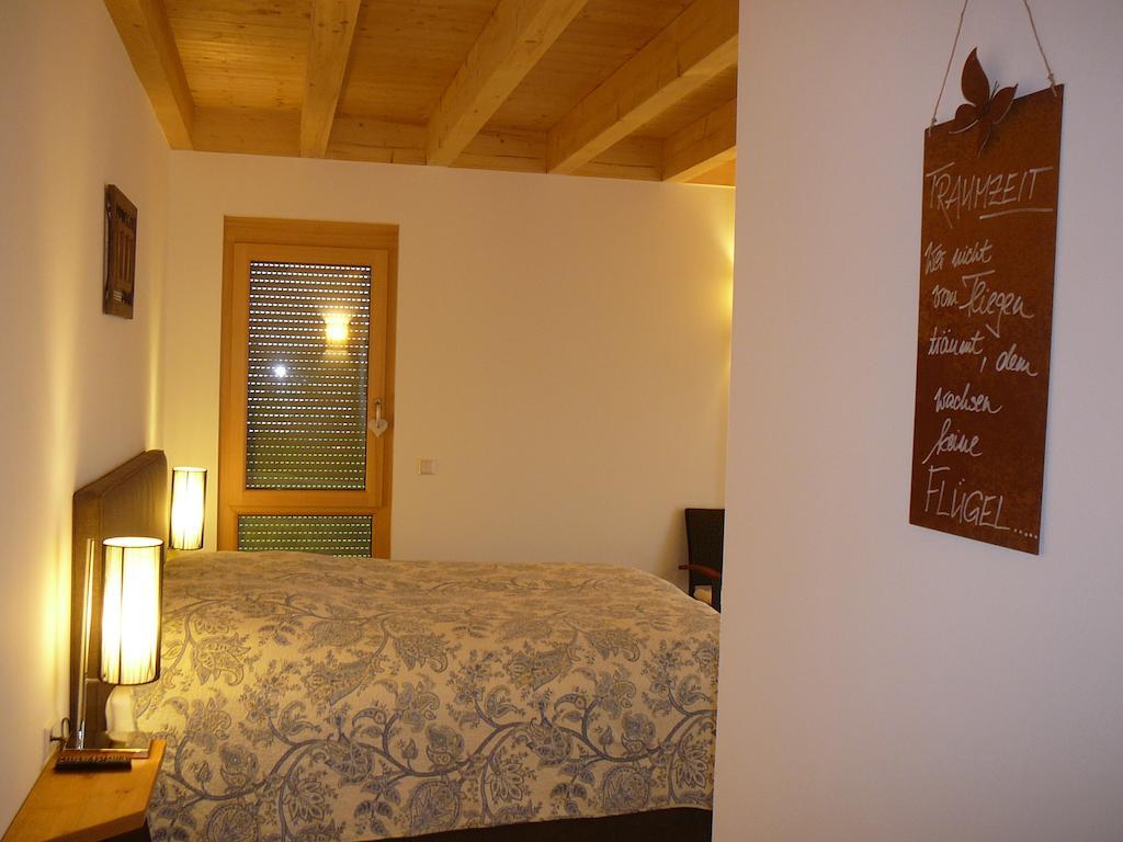 Rooster Bnb American Style Boutique Haus - Made With Love! Руст Экстерьер фото