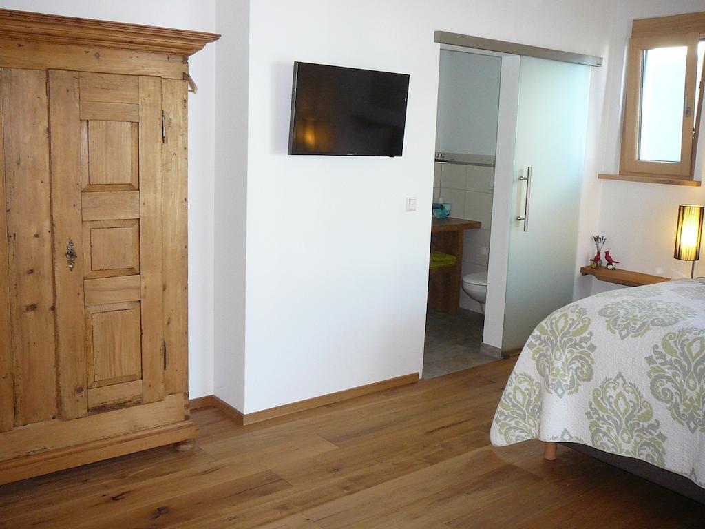 Rooster Bnb American Style Boutique Haus - Made With Love! Руст Номер фото